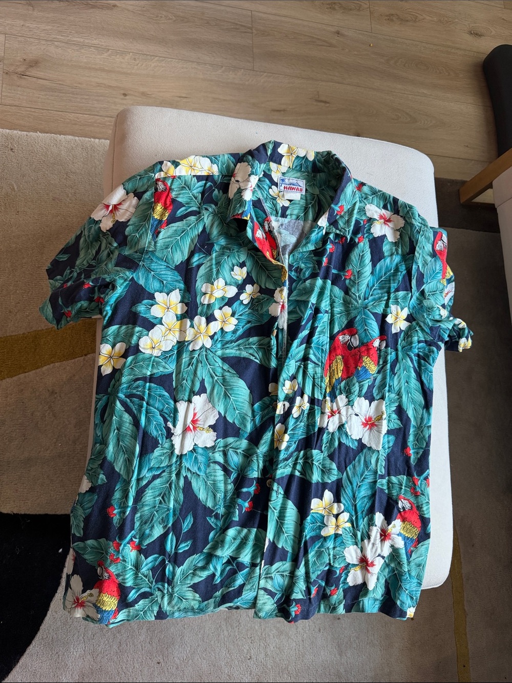 Vintage made in Hawaii Hawaiian shirt short sleeve Macaw floral hibiscus camp